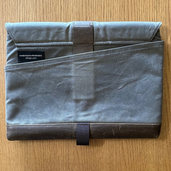Waterfield 13" Laptop SleeveCase - Picture 5 of 7